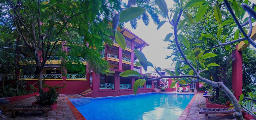 The Harbor Lights Palace Sihanoukville Exterior foto